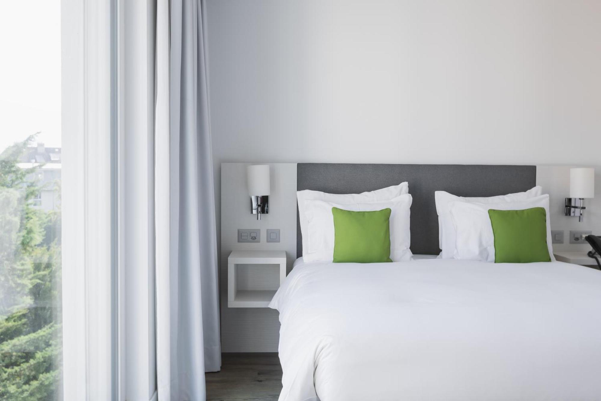 Base Vevey Hotel ภายนอก รูปภาพ