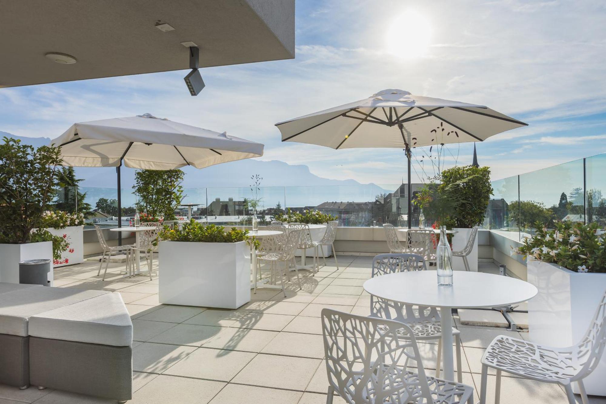 Base Vevey Hotel ภายนอก รูปภาพ